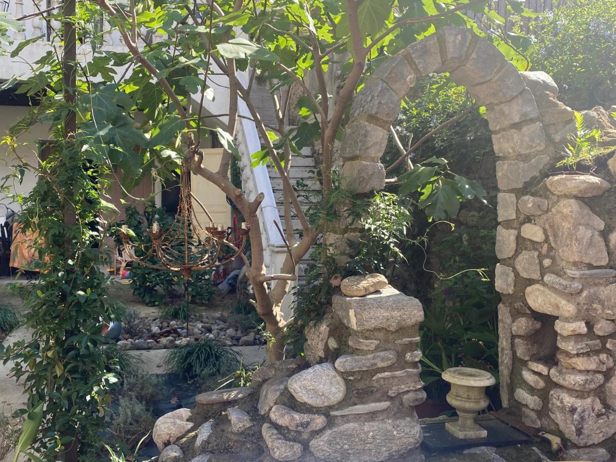 Sculptors Retreat Apartment Ceret Exterior photo